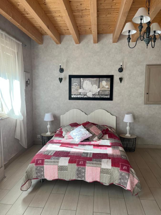 Gite Du Ruisseau De La Renne Thesee Ngoại thất bức ảnh